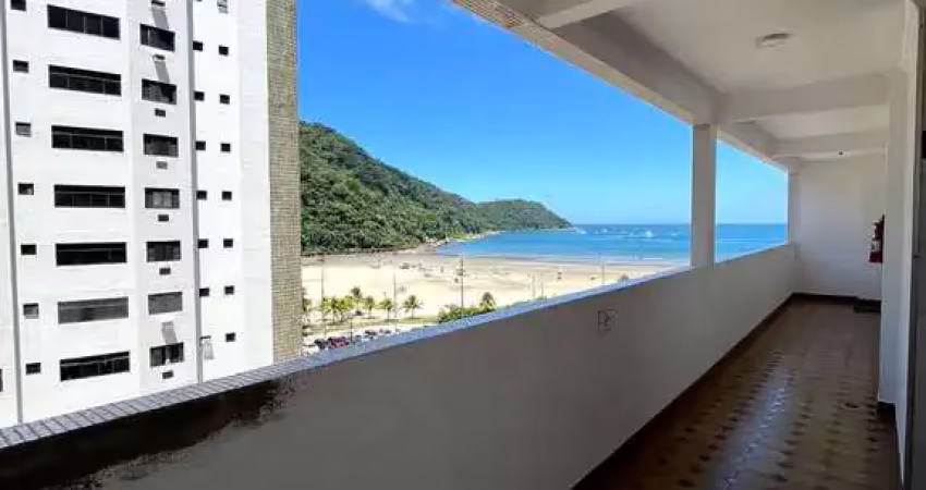 Loucura, loucura. **grande oportunidade**. excelente apartamento no canto do forte na frente do mar, de 01 dormitório.