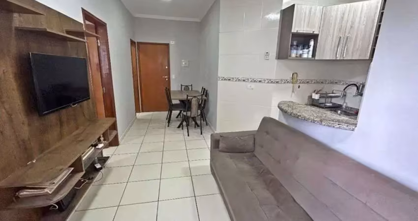 Loucura, loucura. excelente apartamento semi mobiliado, no boqueirão em praia grande, a cerca de 300 metros do mar, de 01 dormitório.