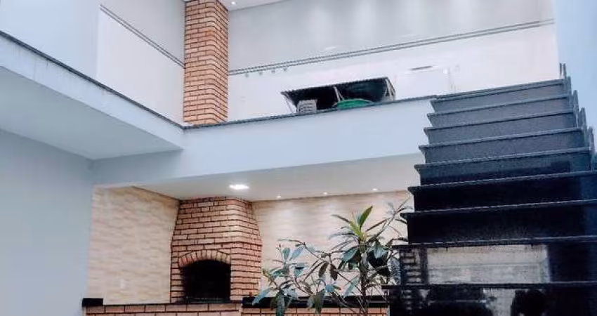 Sobrado em condomínio  3 dormitórios sendo 1 suite  251 m² R$1.190.000,00 - Parque São Vicente - Mauá/SP