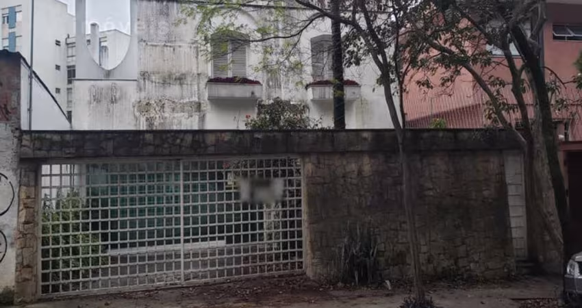 Casa com 6 quartos para alugar na Rua Filinto de Almeida, --, Vila Madalena, São Paulo