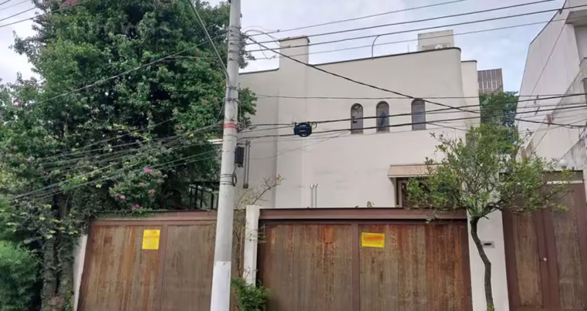 Casa com 6 quartos para alugar na Rua Irmão Gonçalo, --, Vila Madalena, São Paulo