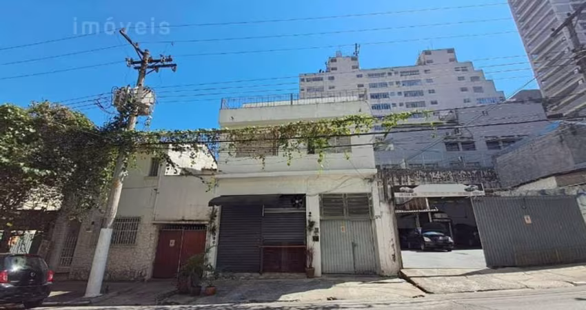 Casa com 2 quartos para alugar na Rua Amália de Noronha, --, Pinheiros, São Paulo