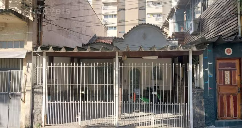 Casa com 3 quartos para alugar na Rua Coriolano, --, Pompéia, São Paulo