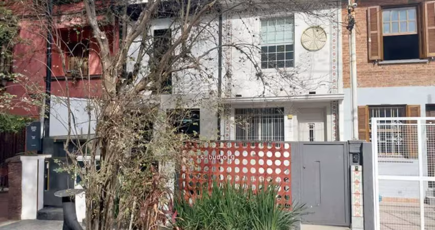 Casa para alugar na Rua Francisco Leitão, --, Pinheiros, São Paulo