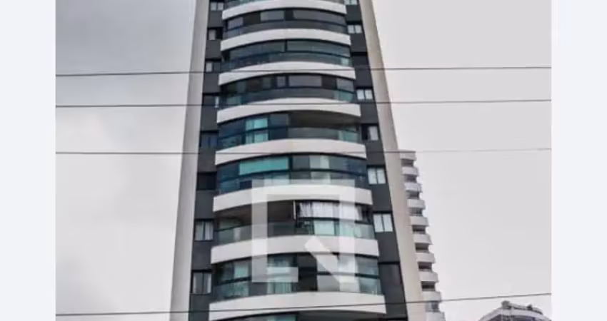 Apartamento em armação, 1/4 vista mar, portaria 24 horas e infra completa .