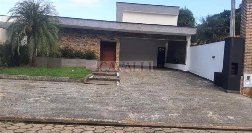 Maravilhosa casa em condomínio fechado no Litoral Norte