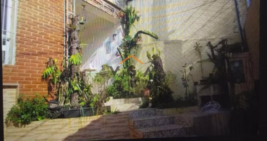 Sobrado para Venda em São Paulo, Vila Granada, 4 dormitórios, 2 banheiros, 2 vagas
