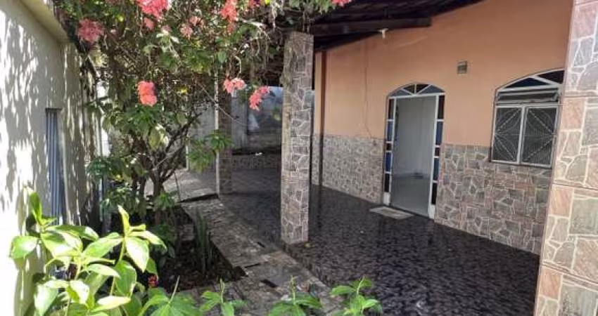 Casa 3 dormitórios para Venda em Betim, São João, 3 dormitórios, 1 suíte, 2 banheiros, 3 vagas