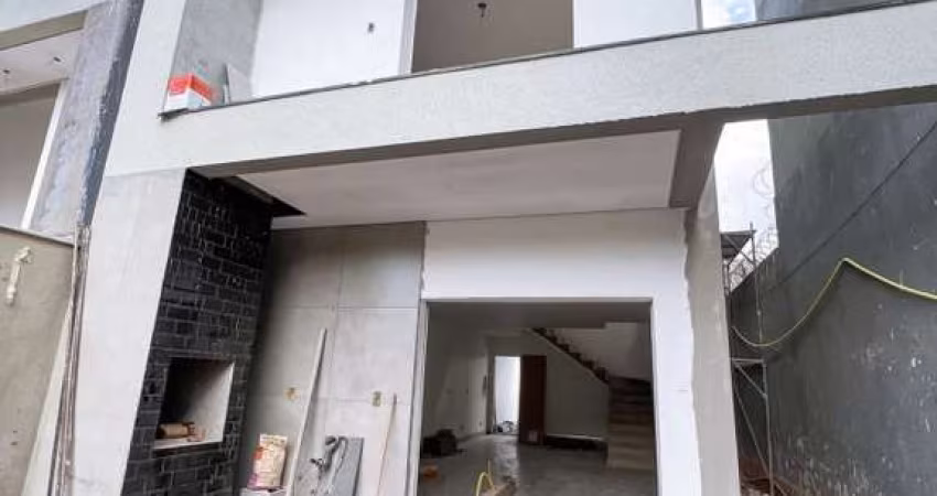 Casa 3 dormitórios para Venda em Betim, Guarujá Mansões, 3 dormitórios, 1 suíte, 1 banheiro, 4 vagas