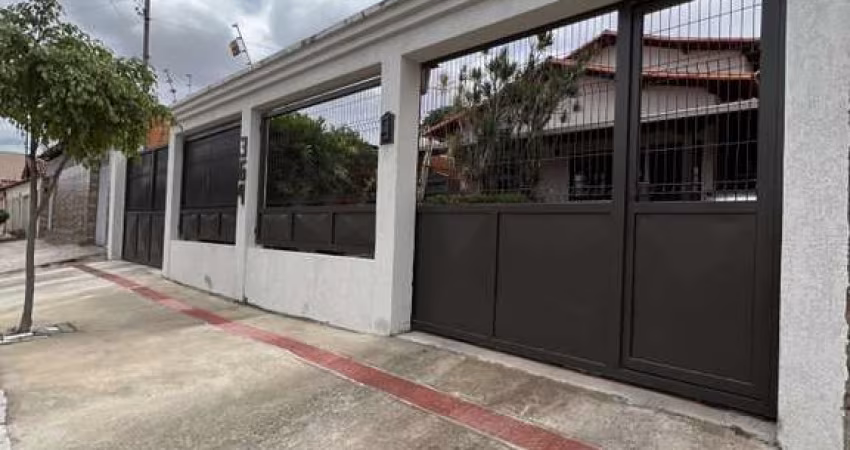 Casa em Condomínio para Venda em Betim, Niterói, 3 dormitórios, 1 suíte, 3 banheiros, 6 vagas