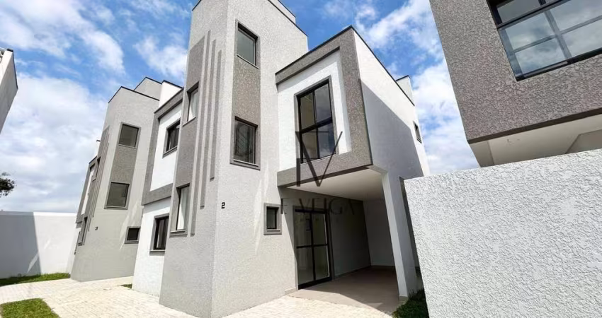 Sobrado com 3 dormitórios à venda, 134 m² por R$ 670.000,00 - Novo Mundo - Curitiba/PR