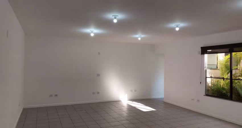 Sala comercial para alugar na Rua José Alvim, Centro, Atibaia