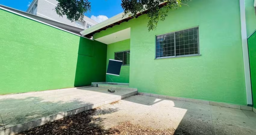 Casa com 2 quartos à venda na Rua Acácia Dourada, 133, Nova Cerejeira, Atibaia