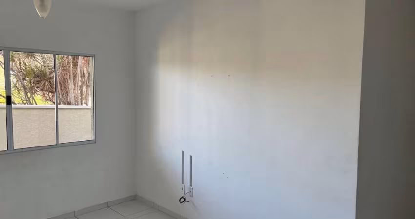 Apartamento com 2 quartos para alugar na Rua Paulo de Tarso dos Santos Silva, 475, Vila Petrópolis, Atibaia