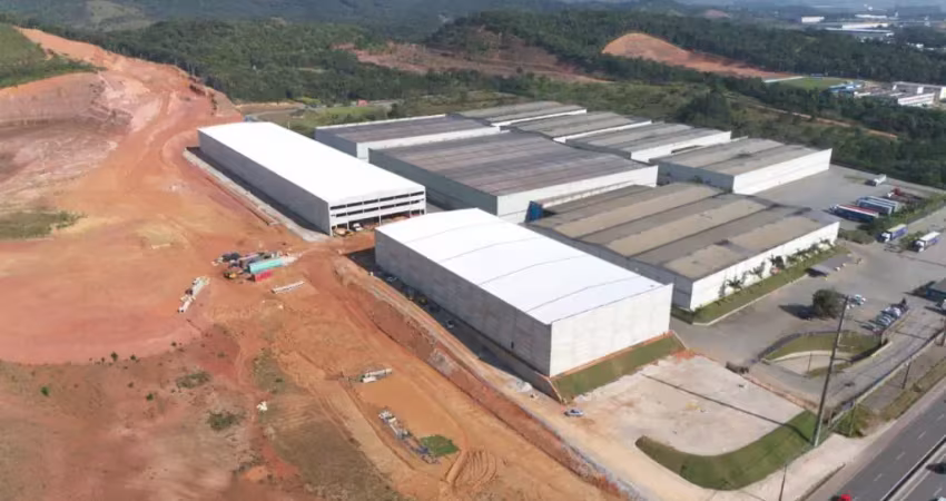 Galpão logístico para locação com 5.535,47m² na canhanduba em itajaí