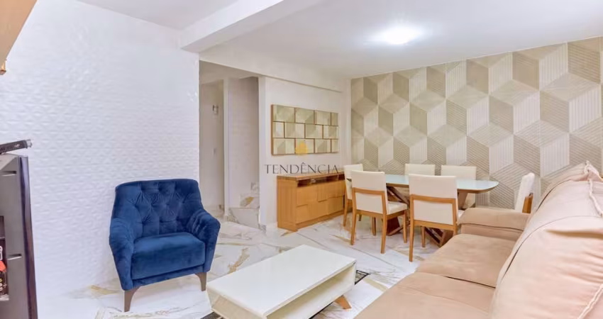 Sobrado com 4 quartos à venda, 162 m2 por R  649.000 - Xaxim - Curitiba PR