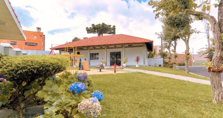 Casa com 4 Suítes à venda, 155 m2 por R  1.100.000,00 - São Braz - Curitiba PR