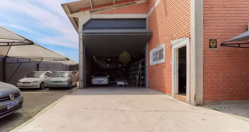 Barracão / Galpão / Depósito à venda na Avenida Senador Salgado Filho, 7333, Uberaba, Curitiba