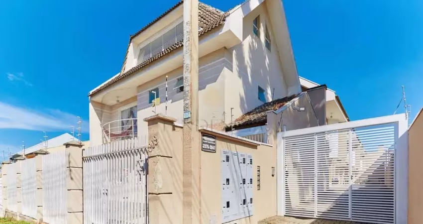 Casa com 3 quartos à venda na Rua Francisco Lourenço Johnscher, 808, Boqueirão, Curitiba