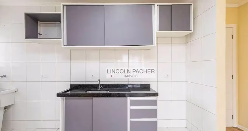 Apartamento com 3 quartos para alugar na Rua Theodoro Makiolka, 466, Santa Cândida, Curitiba