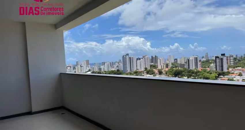 Alugo em super Oportunidade  e exclusividade Cobertura Duplex  com piscina privativa e vista mar no Caminho das árvores com 200m2, 4/4, 02 suítes, 3 vagas de garagens - Salvador /BA..