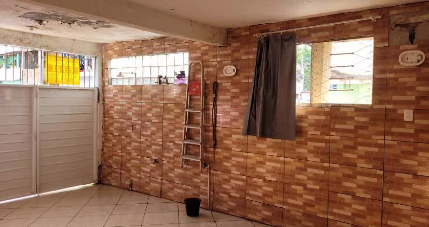 Casa para venda com 2 quartos em Campo Grande - Rio de Janeiro - RJ