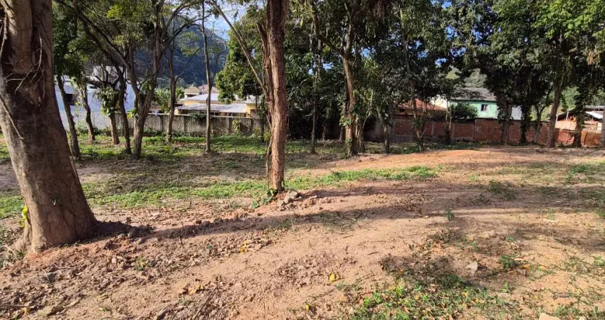 Excelentes terrenos planos a partir de 500m² no lameirao pequeno