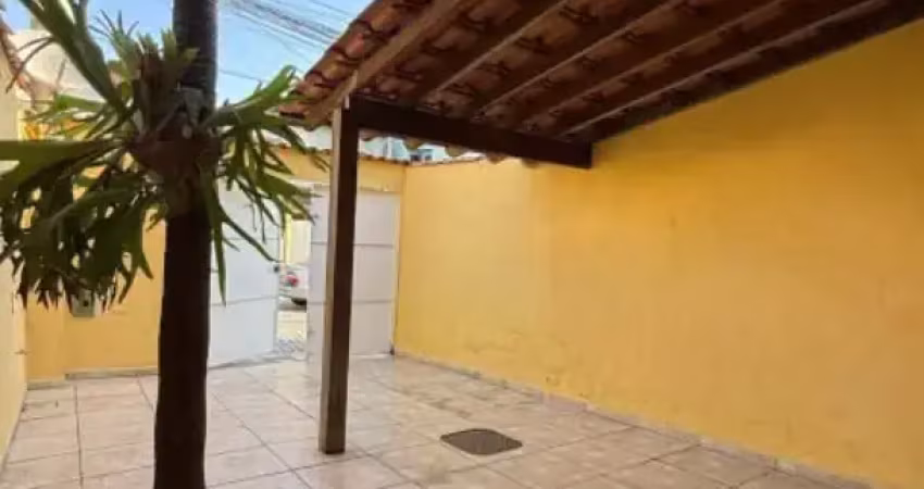 Ótima casa duplex 2 quartos campo grande rj: perfeita para você!