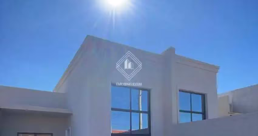Casa à venda na Rua Renê Ramos, Cará-cará, Ponta Grossa