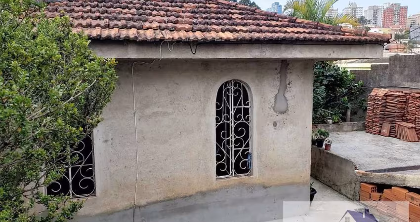 Terreno com Construção à Venda - Jd. Monte Kemel - SP