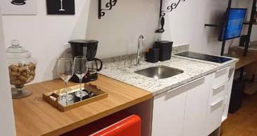 Studio em Santa Ifigênia: 30m², 1 Quarto por R$2100
