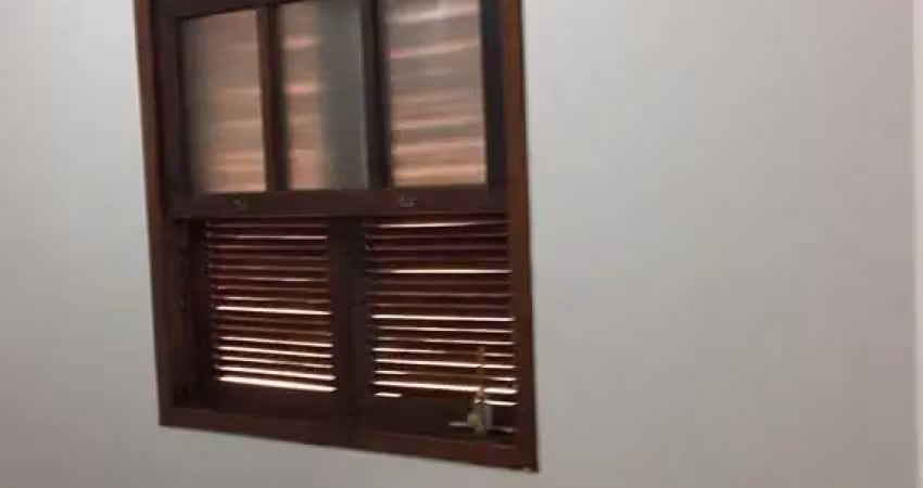 Aluguel de sobrado no butantã, sp: 3 dorms, 2 suítes, 90m²