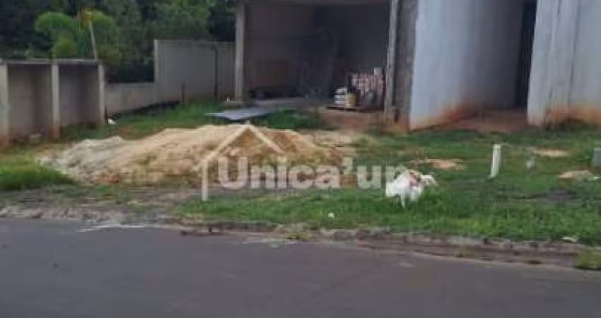 Casa em Condomínio para Venda no bairro Portal dos Lagos, 4 dorm, 4 suíte, 4 vagas, 466,92 m, 1000 m