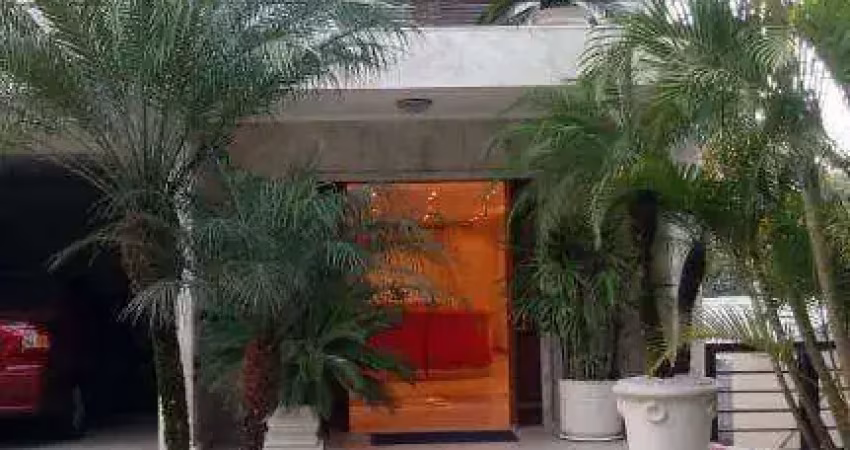 Sobrado com 3 dormitórios à venda, 500 m² por R$ 1.800.000,00 - Parque Residencial Itapeti - Mogi das Cruzes/SP