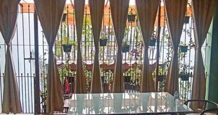 Casa com 3 dormitórios à venda, 250 m² por R$ 620.000,00 - Vila Flórida - Guarulhos/SP