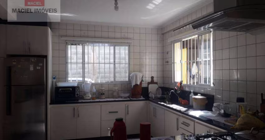 Sobrado com 3 dormitórios à venda por R$ 800.000,00 - Jardim Presidente Dutra - Guarulhos/SP