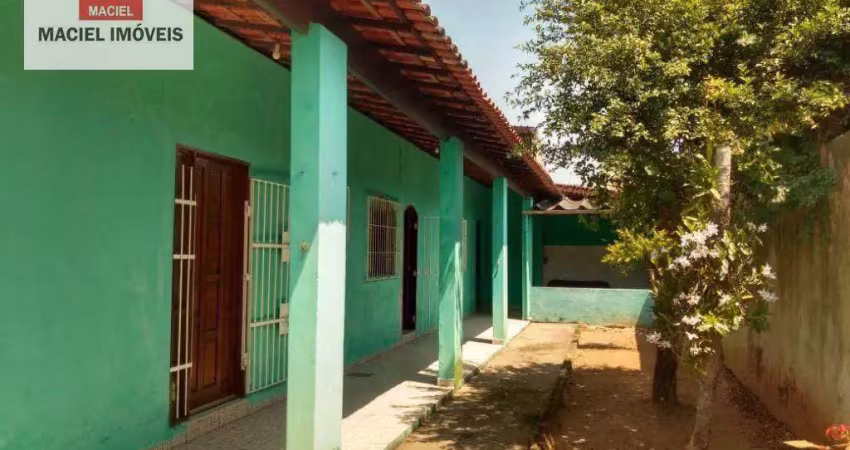 Casa com 1 dormitório à venda, 131 m² por R$ 250.000,00 - Perequê Mirim - Caraguatatuba/SP