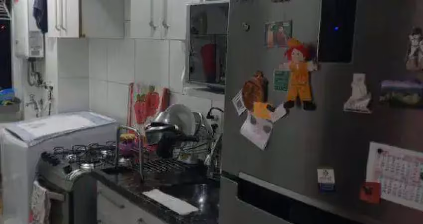 Apartamento com 3 dormitórios à venda, 56 m² por R$ 320.000,00 - Cocaia - Guarulhos/SP