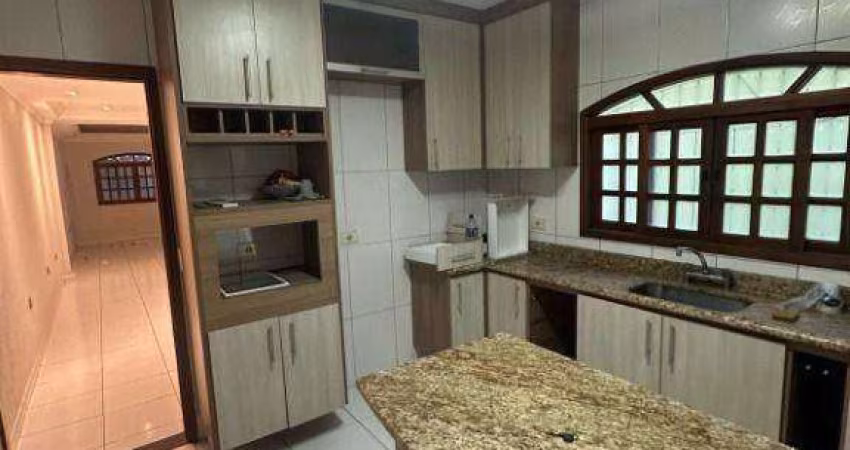 Sobrado com 3 dormitórios, sendo 2 suítes à venda, 180 m² por R$ 650.000 - Parque Continental II - Guarulhos/SP
