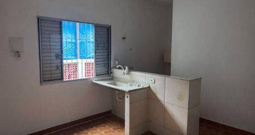 Casa com 1 dormitório para alugar por R$ 1.000,00/mês - Vila Maricy - Guarulhos/SP