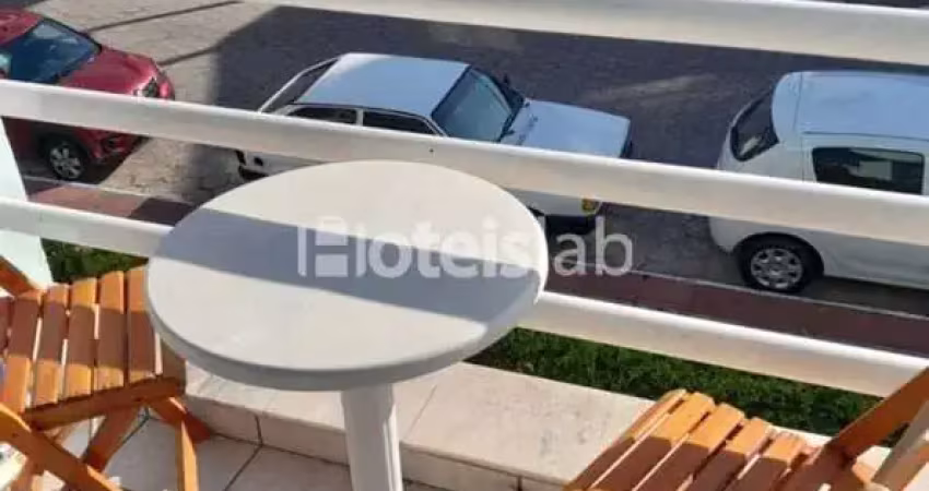 Lindo apartamento há 350 metros do mar com excelente localização!