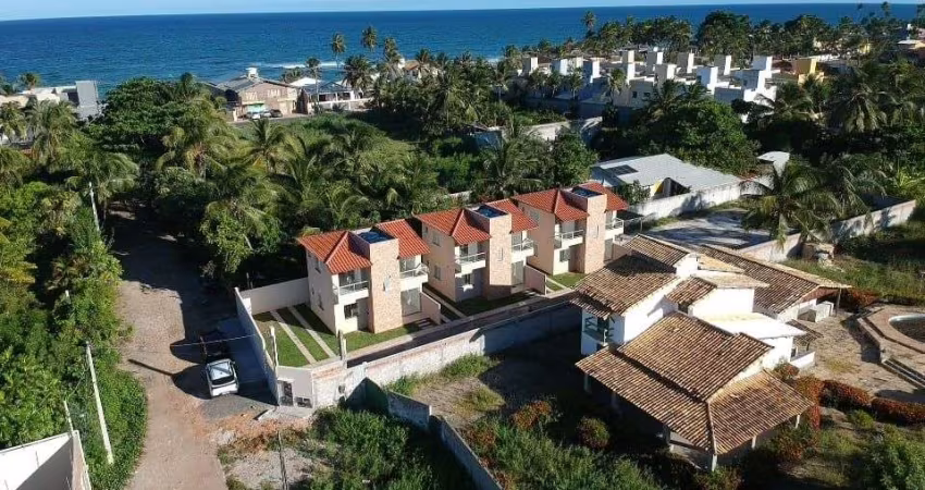 Casa Duplex à Venda na Charmosa Praia de Jauá