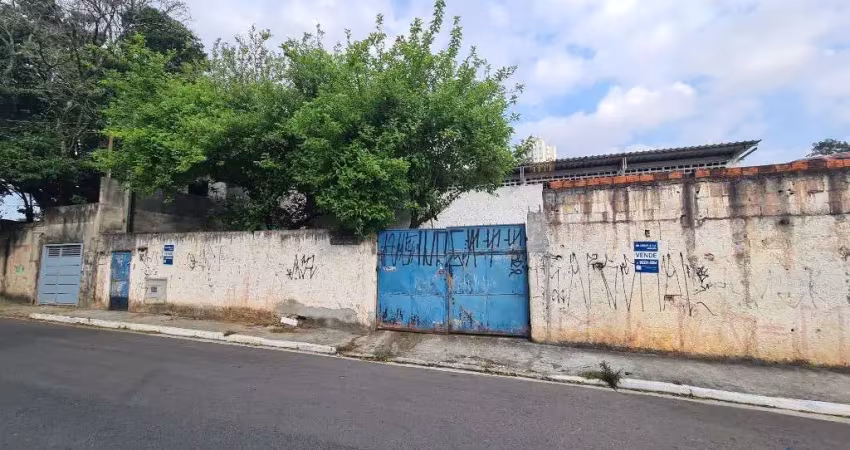 Galpão à venda no jaraguá, 230m² construídos, 903m² de terreno, localização estratégica e fácil acesso às rodovias.