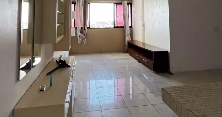 Apartamento com vista cocó e vizinho ao Iguatemí por R$ 450.000