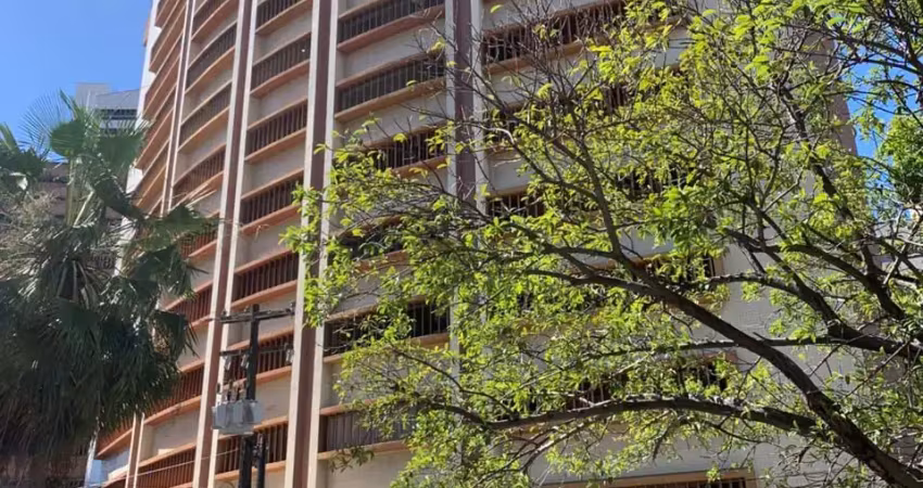 Apartamento de 158m², 3 quartos e 2 vagas no meireles a apenas 400m da beira mar