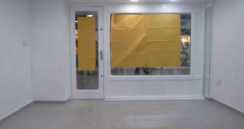 Ótima loja comercial, banheiro e mezanino, fácil acesso à Estação de Metrô General Osório