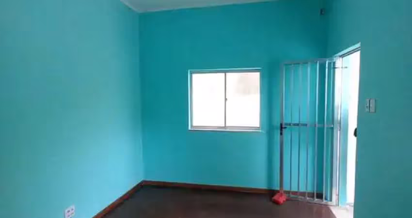 Casa em condomínio fechado com 2 quartos para alugar na dos Lilases, 11, Vila Valqueire, Rio de Janeiro