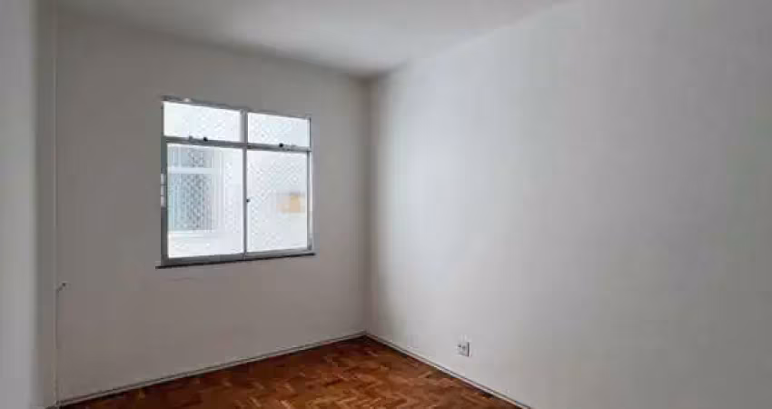 Apartamento com 2 quartos para alugar na Isidro de Figueiredo, 31, Maracanã, Rio de Janeiro