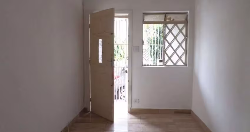 Casa com 2 quartos para alugar na Rua Coronel Mendonça, 40, Tatuapé, São Paulo