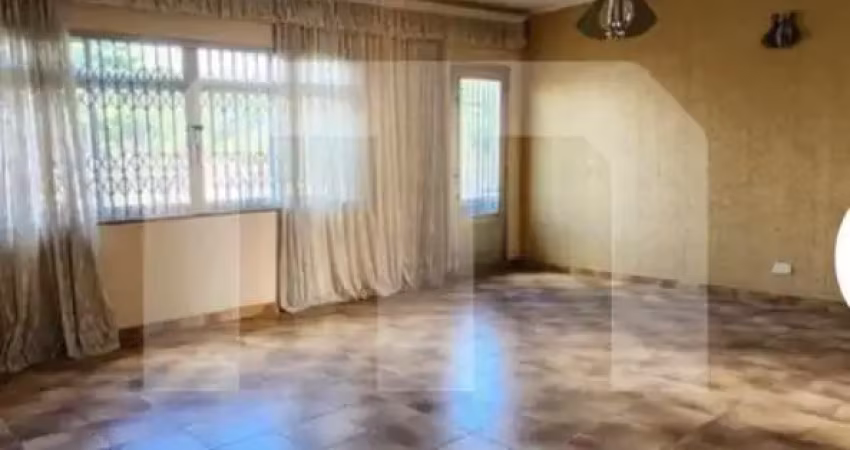 Sobrado a venda 2 quartos, 1 suíte com 238 m² na vila formosa.terreno 7,5 de frente